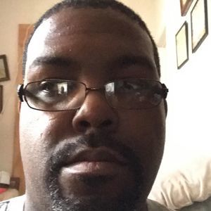 Meet your Posher, Akiem